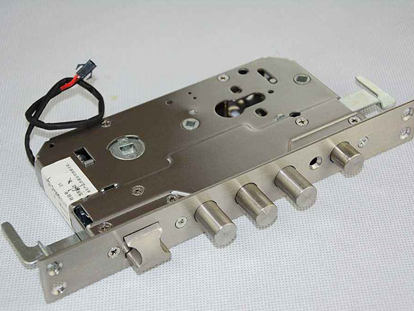 岚皋24小时上门开锁公司