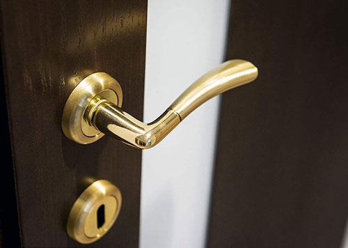 岚皋24小时上门开锁公司