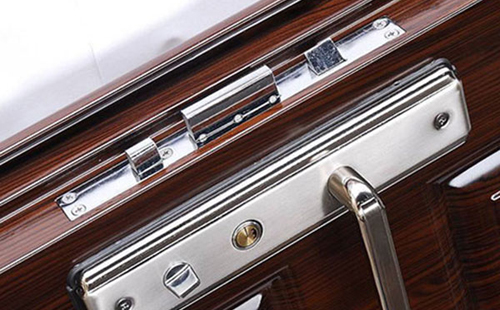 岚皋24小时上门开锁公司